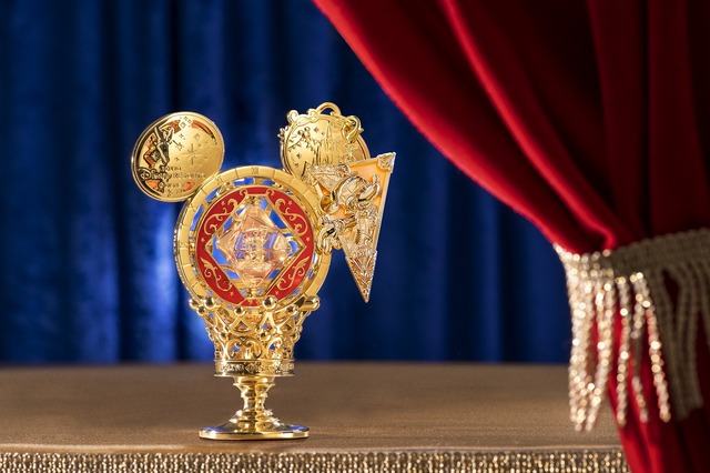 好きなパーツを組み合わせて自分の思い出を形にできるグッズ、「モーメンツゴーラウンド」8月17日（木）発売