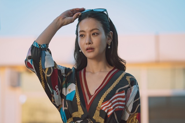 『狎鴎亭スターダム』　© 2022 SHOWBOX, BIG PUNCH PICTURES, HONG FILM AND B.A. ENTERTAINMENT ALL RIGHTS RESERVED.　　