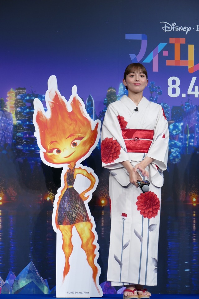 川口春奈『マイ・エレメント』公開直前の夏祭りイベント