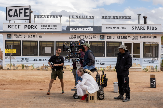 『アステロイド・シティ』メイキング©2022 Pop. 87 Productions LLC