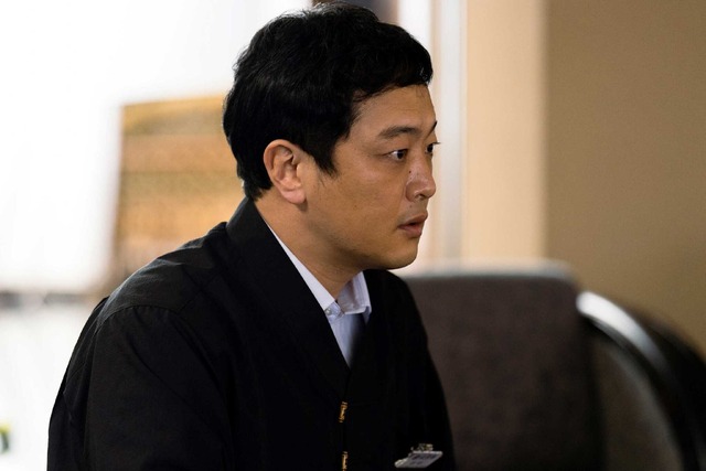 『ほつれる』 ⓒ2023「ほつれる」製作委員会＆COMME DES CINEMAS