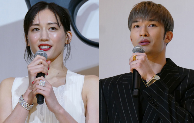 綾瀬はるか＆ジェシー（SixTONES）／『リボルバー・リリー』初日舞台挨拶