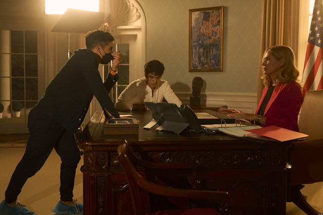 『赤と白とロイヤルブルー』メイキング©Amazon Content Services LLC