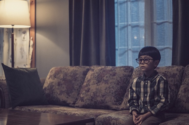 『震える家族』© 2021 Engine Studio & GOZIP STUDIO & NK CONTENTS All Rights Reserved.