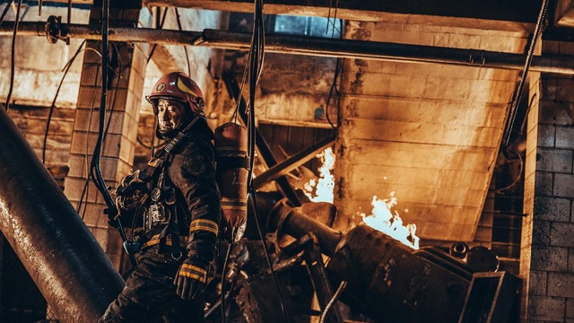 『フラッシュオーバー 炎の消防隊』© 2023 ALL RIGHTS RESERVED BY UNIVERSE ENTERTAINMENT LIMITED /ASIA PACIFIC CHINA (BEIJING) FILM CO., LTD.