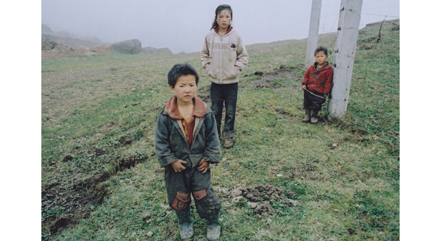 『三姉妹～雲南の子』 -(C) ALBUM Productions, Chinese Shadows