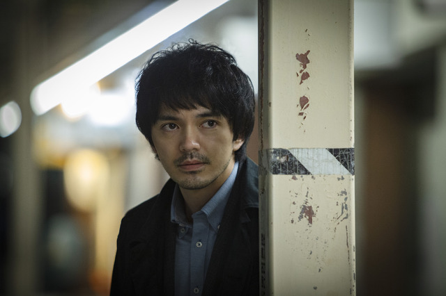 『隣人X —疑惑の彼女-』©2023 映画「隣人 X 疑惑の彼女」製作委員会 ©パリュスあや子／講談社