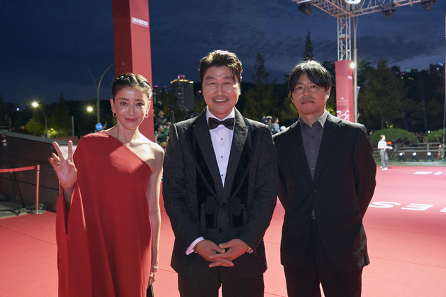 『月』釜山・オープニングセレモニー（C）2023『月』製作委員会