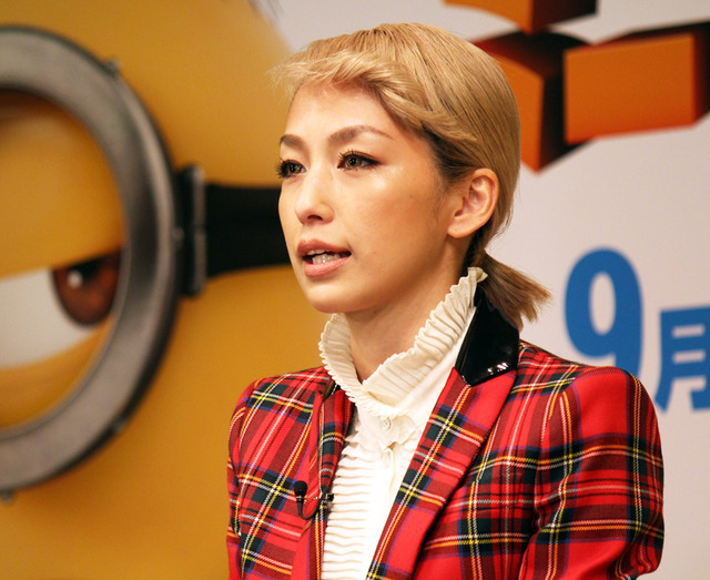 中島美嘉、鶴瓶＆愛菜ちゃんと共演も「もうお母さん役が来る歳かぁ…」と三十路実感！