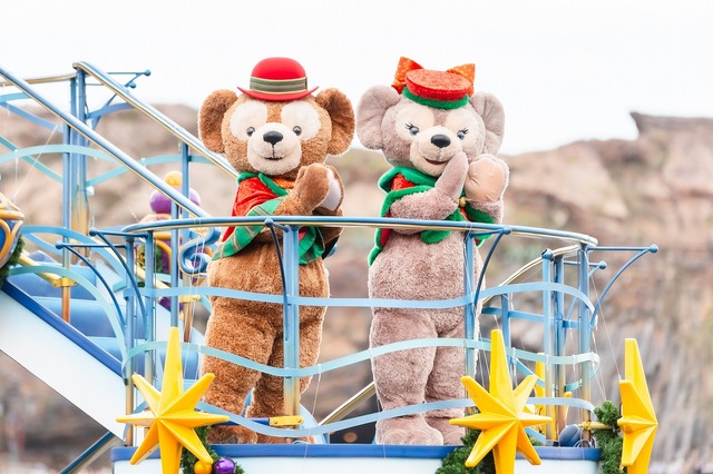 ハーバーにサンタクロースが今年も登場！「ディズニー・クリスマス・グリーティング」お披露目