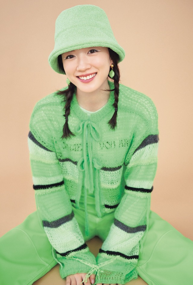 MAILIVIS特典イメージ「永野芽郁オフィシャルカレンダー2024」©SDP