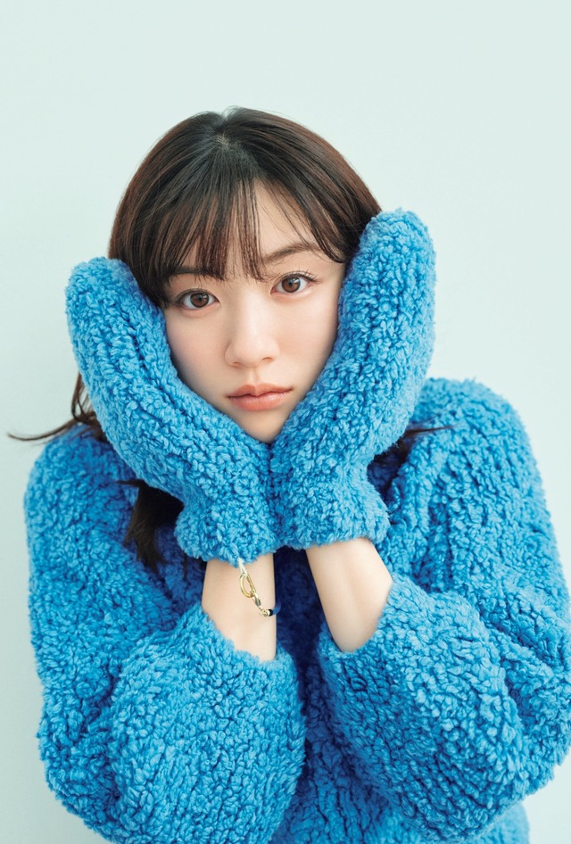 楽天ブックス 特典イメージ「永野芽郁オフィシャルカレンダー2024」©SDP