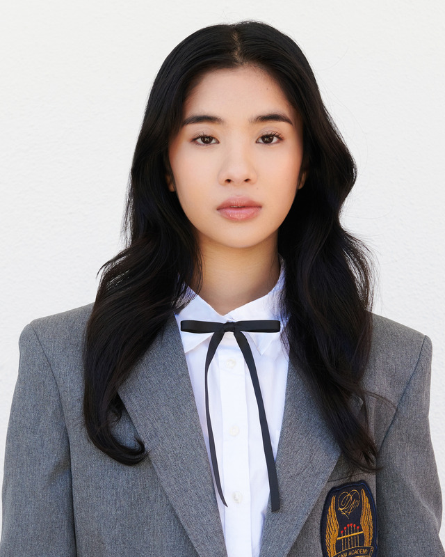 ソフィア「The Debut：Dream Academy」（C）HYBE UMG LLC.