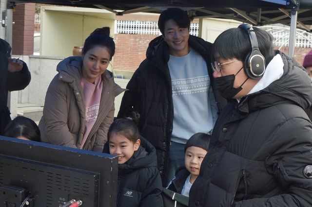 『スイッチ 人生最高の贈り物』メイキング© 2023 LOTTE ENTERTAINMENT & HIVE MEDIA CORP. All Rights Reserved.