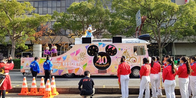 ミッキー＆フレンズの登場に7万人が笑顔に！千葉県誕生150周年記念パレードに東京ディズニーリゾートも参加