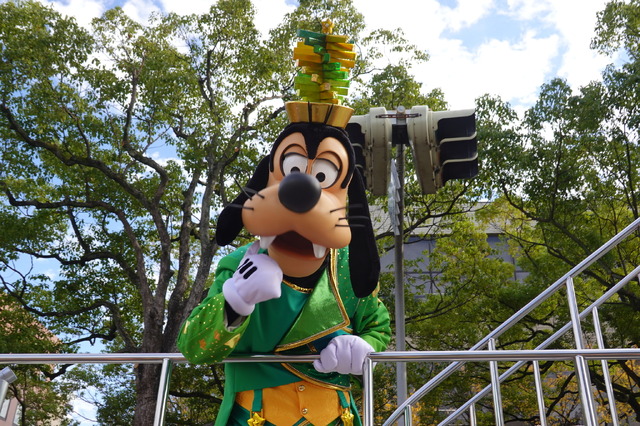 ミッキー＆フレンズの登場に7万人が笑顔に！千葉県誕生150周年記念パレードに東京ディズニーリゾートも参加