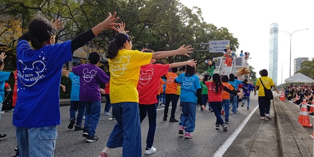 ミッキー＆フレンズの登場に7万人が笑顔に！千葉県誕生150周年記念パレードに東京ディズニーリゾートも参加