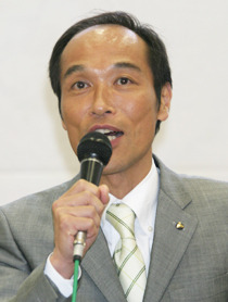 宮崎映画祭前夜祭に登場した東国原知事　photo：UTAMARU