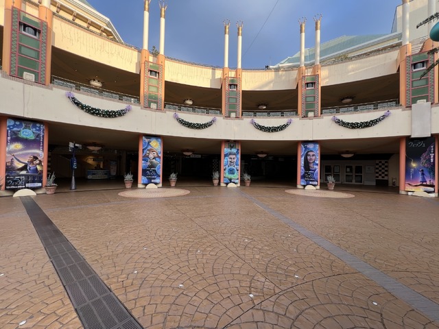 イクスピアリがディズニー映画最新作『ウィッシュ』に染まる！キャラクター“スター”の装飾やフォトスポットを探して楽しもう