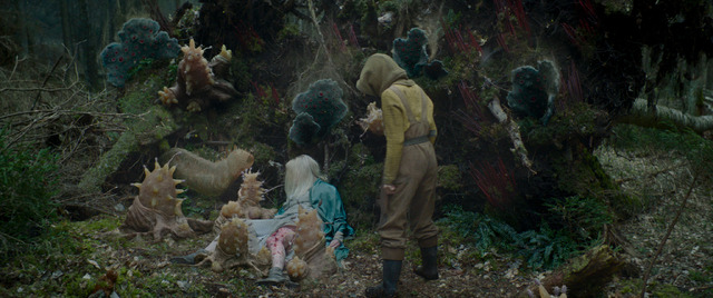 『VESPER／ヴェスパー』© 2022 Vesper - Natrix Natrix, Rumble Fish Productions, 10.80 Films, EV.L Prod