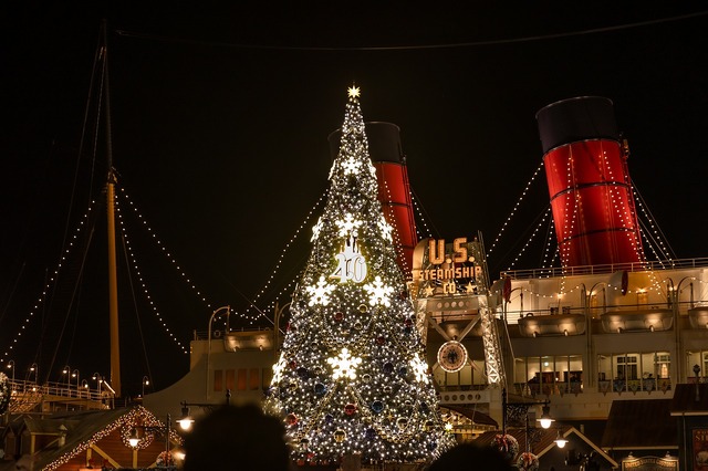 ホリデー期間の注目フードを食べ歩き！スペシャルイベント「ディズニー・クリスマス」