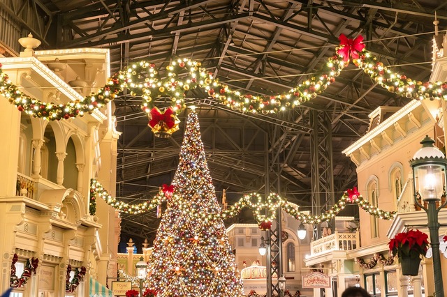 ホリデー期間の注目フードを食べ歩き！スペシャルイベント「ディズニー・クリスマス」