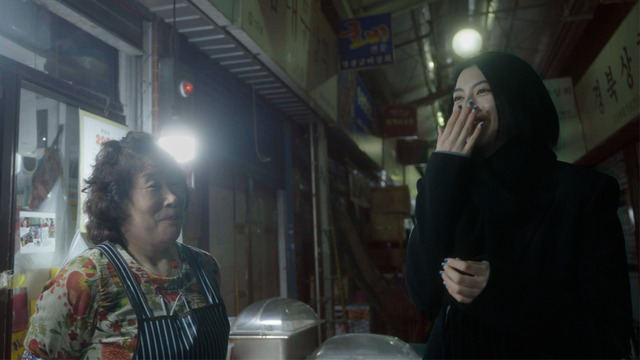 「地球の歩き方」©ドラマ「地球の歩き方」製作委員会