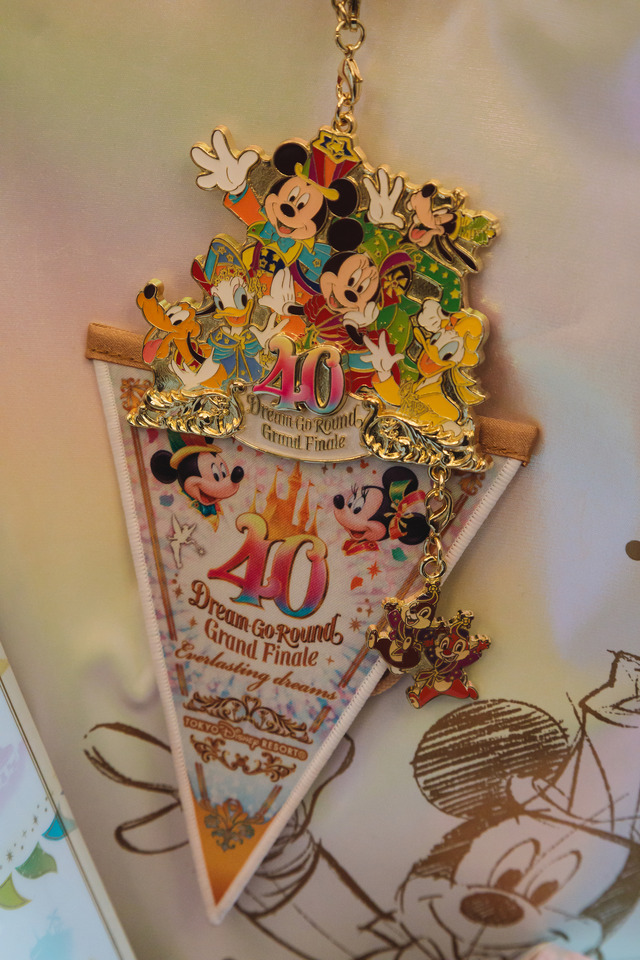 東京ディズニーリゾート40周年がグランドフィナーレ！アニバーサリーのラストを彩るスペシャルグッズでお祝いしよう