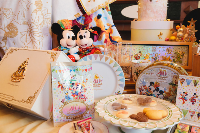 東京ディズニーリゾート40周年がグランドフィナーレ！アニバーサリーのラストを彩るスペシャルグッズでお祝いしよう