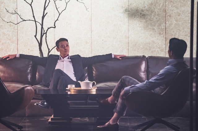 『ジェントルマン』(c) 2022 CONTENTS WIVIE & TROOXSTER ALL RIGHTS RESERVED.