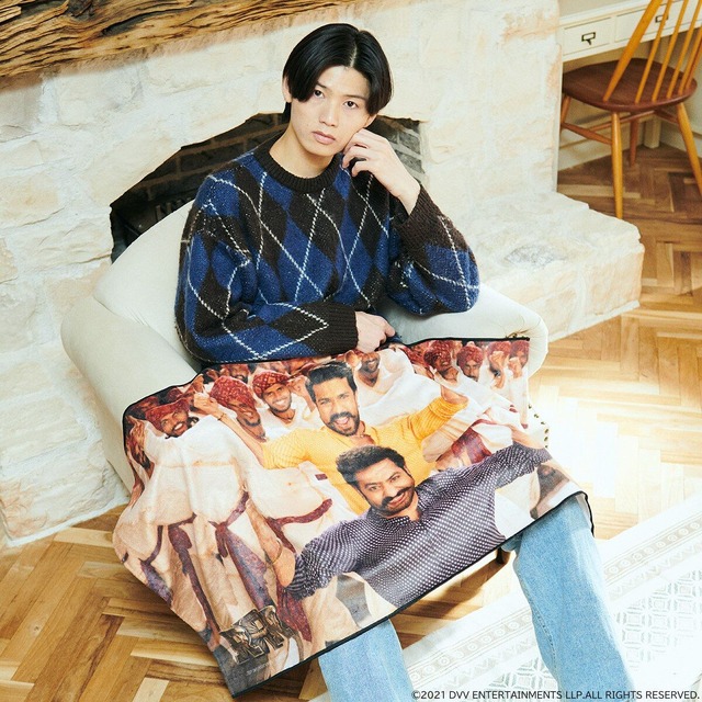 RRR バスタオル　4,950円（税込／送料・手数料別途）