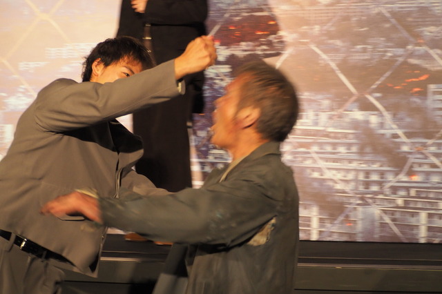 竹内涼真『劇場版 君と世界が終わる日に FINAL』公開記念舞台挨拶