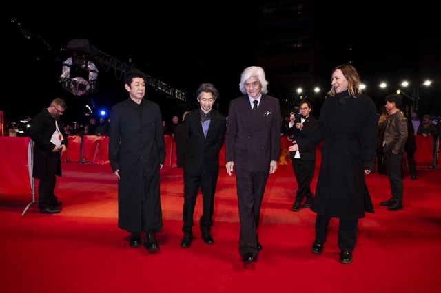 『箱男』ベルリン国際映画祭　©️ Olivier VIGERIE