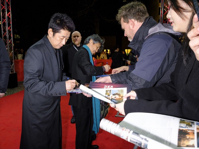 『箱男』ベルリン国際映画祭　©️ Olivier VIGERIE