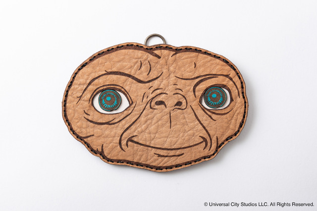 OJAGA DESIGN [E.T.] フェイス形パスケース© Universal City Studios LLC. All Rights Reserved.