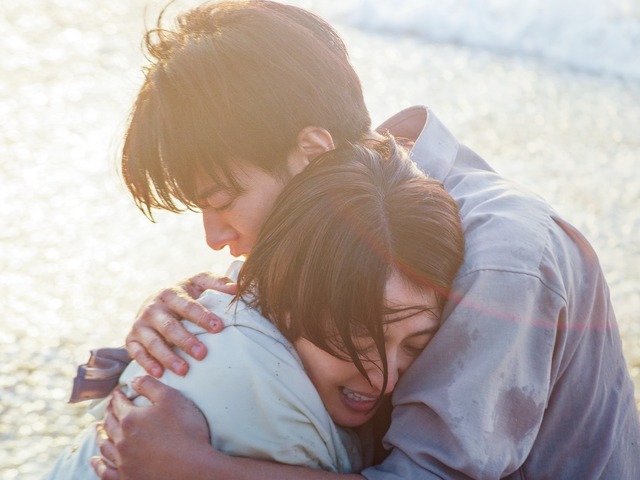 『四月になれば彼女は』©2024「四月になれば彼女は」製作委員会　