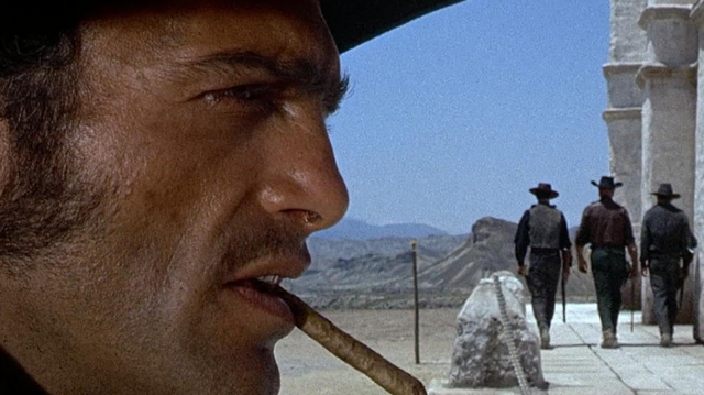 『夕陽のガンマン』　ⓒ1965 P.E.A. Films, Inc. All Rights Reserved