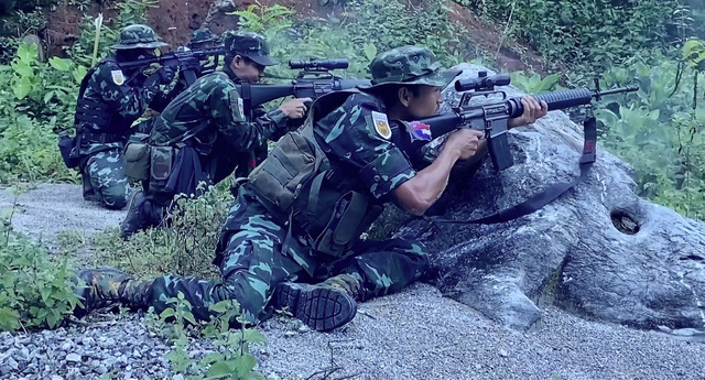 『夜明けへの道』©Thaw Win Kyar Phyu Production