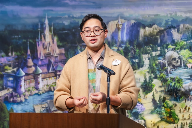 『アナと雪の女王』の物語を体験！新アトラクション「アナとエルサのフローズンジャーニー」に注目