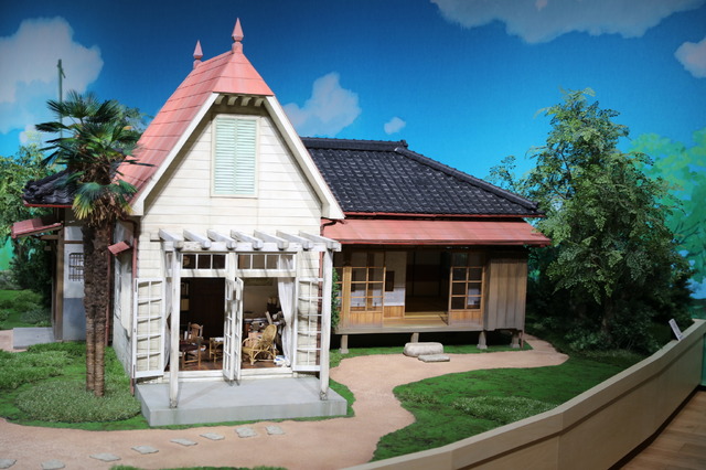 サツキとメイの家　5分の1スケール模型Ⓒ Studio Ghibli