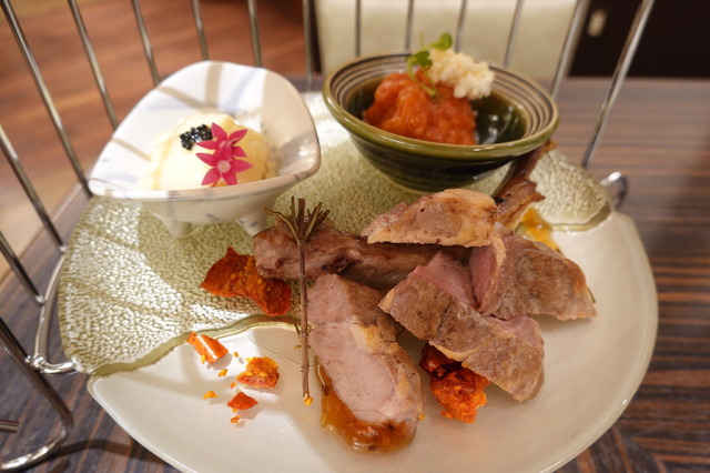 本格的な中国料理とデザート全13種類をアフタヌーンティースタイルで　ヒルトン東京ベイ「チャイニーズアフタヌーンティー」