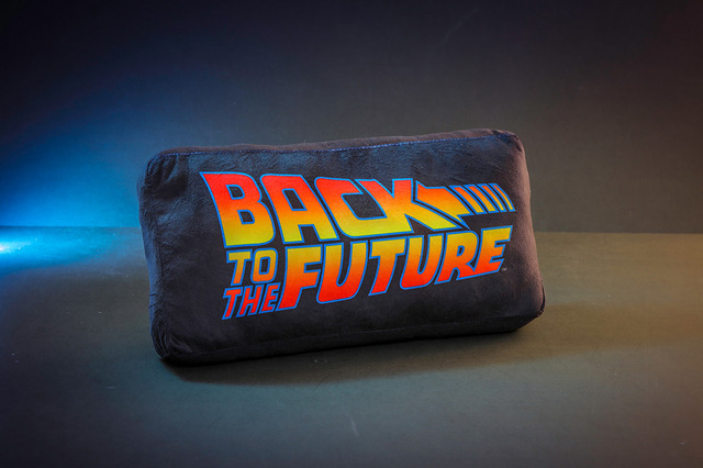 クッション©Universal City Studios LLC and Amblin Entertainment, Inc. All Rights Reserved.