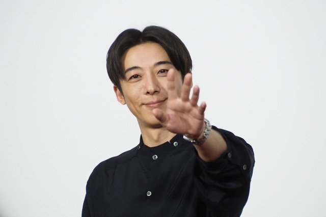 高橋一生「岸辺露伴は動かない」試写会・出演者会見