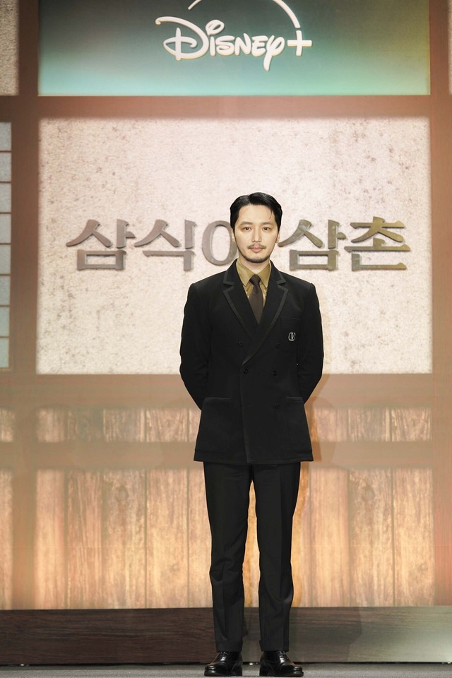 「サムシクおじさん」　© 2024 Disney and its related entities