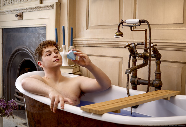 「The Lush | Bridgerton（ラッシュ | ブリジャートン家）」