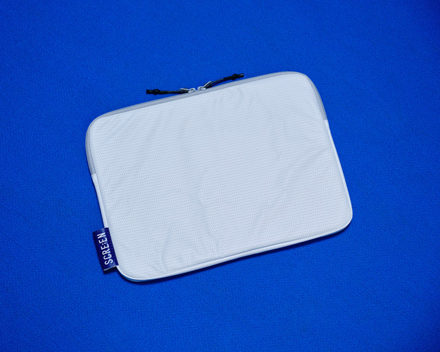 「SCRE:EN」第2弾＜PC CASE＞・販売価格：5,300円（税込）