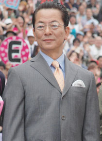 学生時代の苦い記憶も吹き飛ぶほどの「右京さん」コールに感激