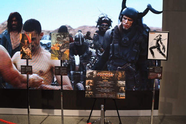 『マッドマックス：フュリオサ』マッドワールドV8展