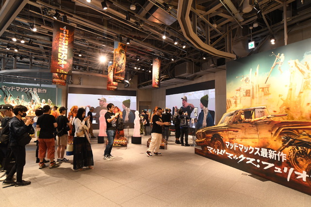 『マッドマックス：フュリオサ』マッドワールドV8展