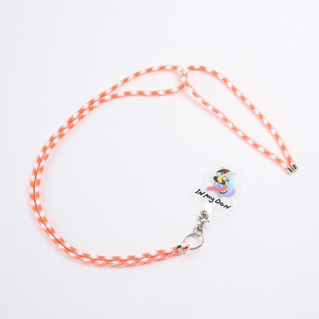 「IN MY DEN」フォンストラップ